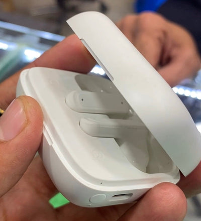 A6PRO smart Blue call earphones wireless earbuds EMC call noise reduction function LCD earbuds forapple headphones NEW